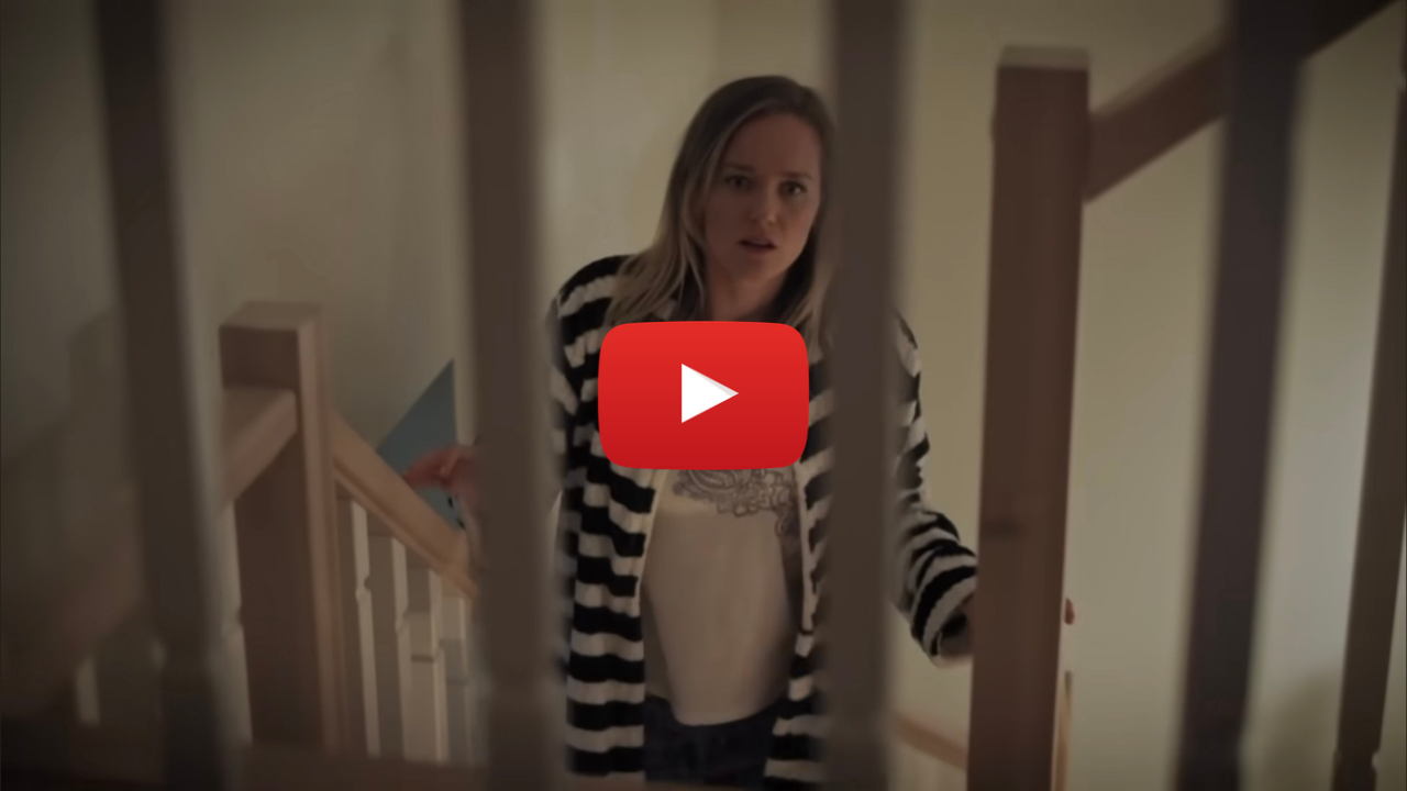 Con su amiga – Película